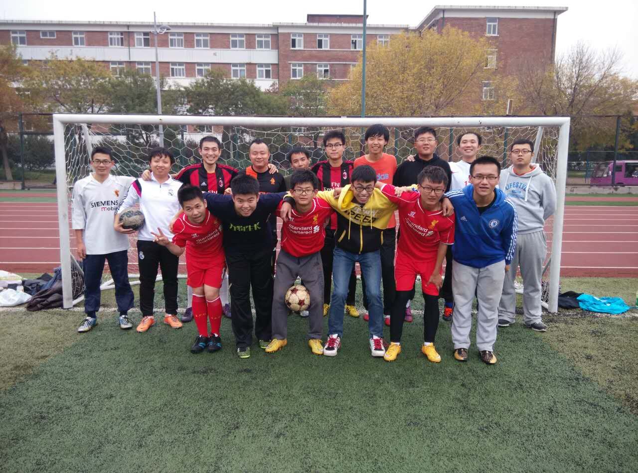 2015年经理杯足球赛合影.jpg 2015年经理杯足球赛合影.jpg